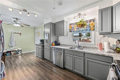 1612 Main St, Osawatomie, KS 66064 - photo 5