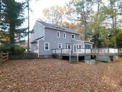 Large sun deck off Florida Room
