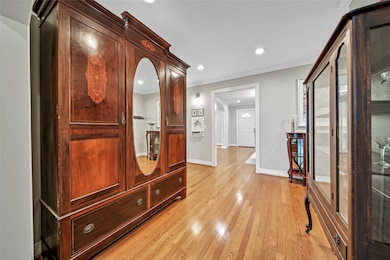 725 Sue Barnett Dr, Houston, TX 77018 - photo 7