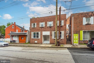 209 N York St, Pottstown, PA 19464 - photo 2