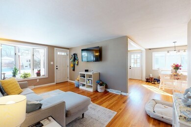 232 Mokema Ave unit 1, Waltham, MA 02451 - photo 5