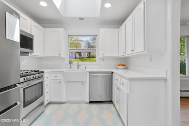 8 Somerset Ln, Riverside, CT 06878 - photo 4