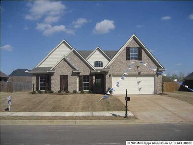 1442 Lake Front Dr E, Hernando, MS 38632 - photo 2