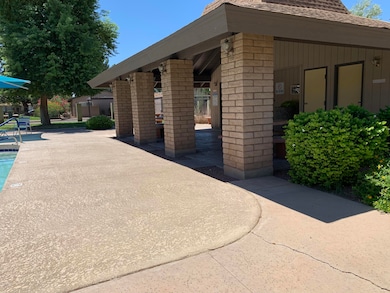 1141 E Vaughn St unit D, Tempe, AZ 85283 - photo 6