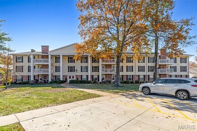 1512 Bedford Forge Ct unit 24, Chesterfield, MO 63017 - photo 2