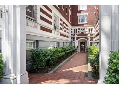 Tudor Arms Apartments unit 210, Portland, OR 97209 - photo 2