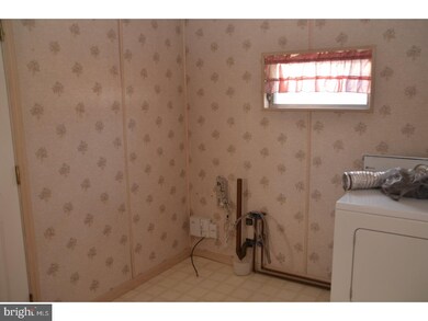 2 Constitution Ave, Norristown, PA 19403 - photo 6