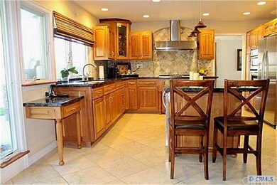 Kitchen and island, closer up