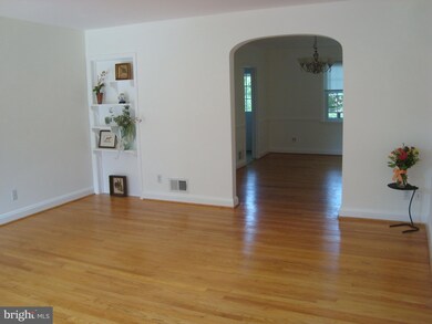 154 Brandon Rd, Baltimore, MD 21212 - photo 7