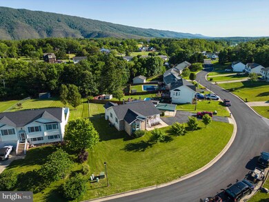 690 Christiansen Dr, Strasburg, VA 22657 - photo 5