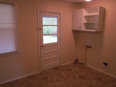 1200 Davis St, Jacksonville, NC 28540 - photo 7