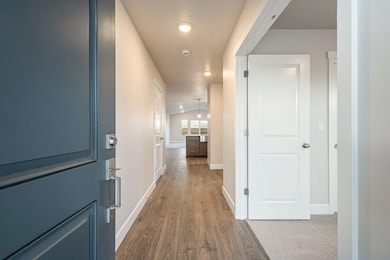 1433 NW Willow Parkway Rd unit 137, Madras, OR 97741 - photo 3