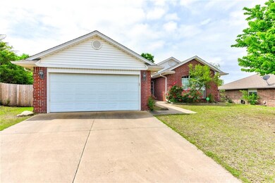 2265 Gray Dove Dr, Shawnee, OK 74804 - photo 2