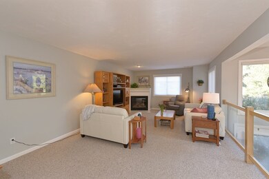 405 Captain Eames Cir, Ashland, MA 01721 - photo 5