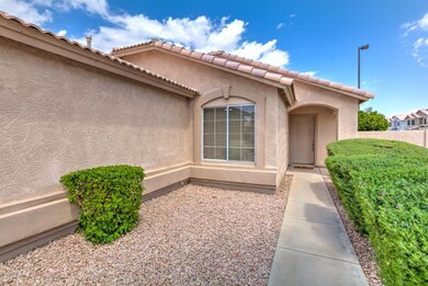 7564 E Medina Ave-5