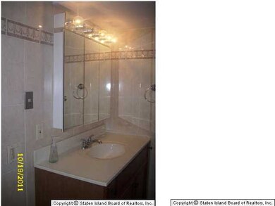 73 Gardenia Ln unit 171, Staten Island, NY 10314 - photo 6