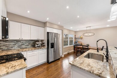 8545 Delaware St, Highland, IN 46322 - photo 5