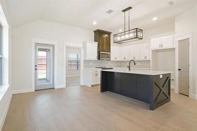 809 Rodgers Ave, Godley, TX 76044 - photo 6