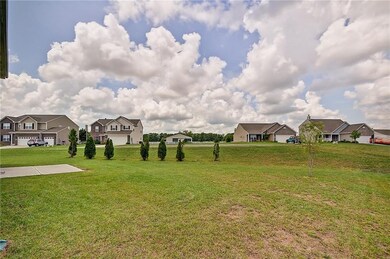898 Grandiflora Dr, Greenwood, IN 46143 - photo 4