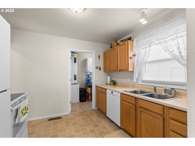 775 Diagonal Blvd, Hermiston, OR 97838 - photo 7