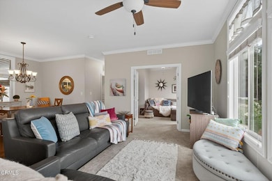 8-web-or-mls-013_UpmarketMedia_1885M-6