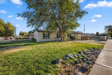 2014 Panamint St, Mojave, CA 93501 - photo 3