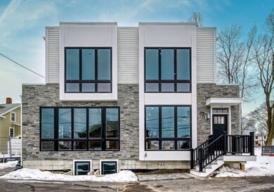 89 Crafts St unit 89, Newton, MA 02458 - photo 2