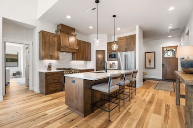 16-Kitchen