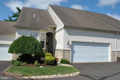 1706 Nottingham Ct unit 136, Warrington, PA 18976 - photo 2