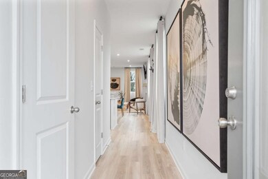 520 Crown Dr, Emerson, GA 30137 - photo 2