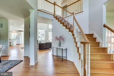 11121 Tommye Ln, Reston, VA 20194 - photo 3