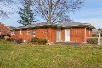 3307 Ridgewood Dr, New Albany, IN 47150 - photo 2