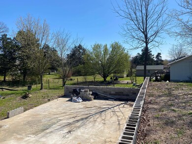 1310 Fairfield Pike, Shelbyville, TN 37160 - photo 2