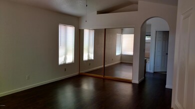 8877 S Myrtle Ave, Tempe, AZ 85284 - photo 3