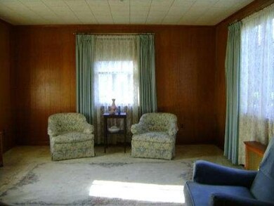 126 N Broadway, Haverhill, MA 01832 - photo 2