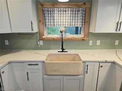 202 Meek Ave, Byesville, OH 43723 - photo 2