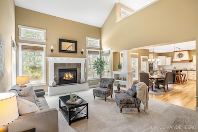 19-web-or-mls-3022-jamesway-ave