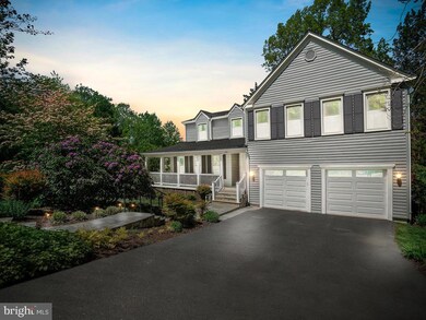 1281 Auburn Grove Ln, Reston, VA 20194 - photo 2