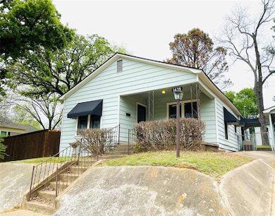 1415 W Crawford St, Denison, TX 75020 - photo 2