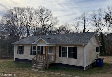 4760 Ader Dr, Winston-Salem, NC 27105 - photo 3