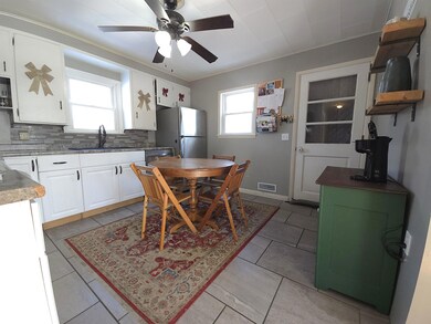 41 Franklin St, Berlin, NH 03570 - photo 5