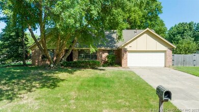 9901 S Braden, Jenks, OK 74037 - photo 2