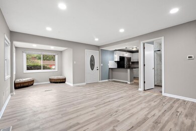 2348 Chase St, Gary, IN 46404 - photo 5