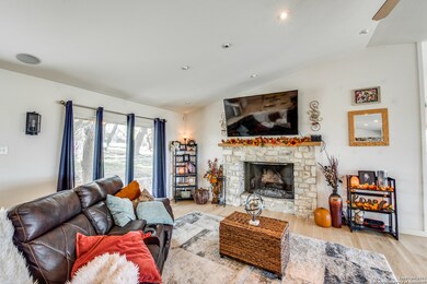 24711 Pack Saddle Trail, San Antonio, TX 78255 - photo 6