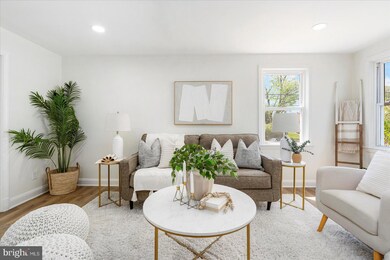 577 Lucia Ave, Baltimore, MD 21229 - photo 5