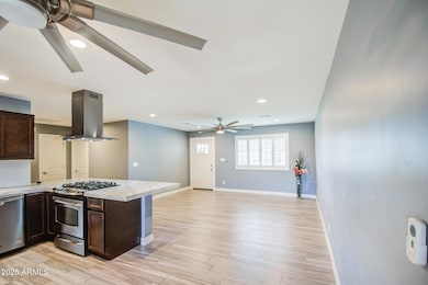 KITCHEN 4