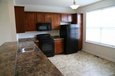 7175 Pioneer Dr, Macungie, PA 18062 - photo 4