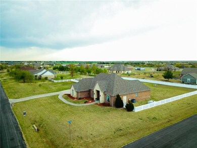 23602 Tuscany Plaza, Edmond, OK 73025 - photo 3