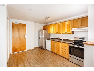 Parkview Condominiums unit 702, Vancouver, WA 98660 - photo 3