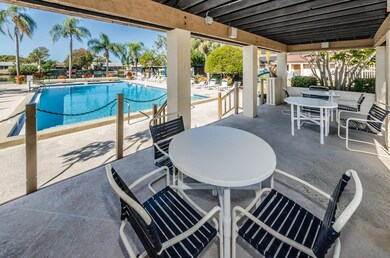 6-Lanai